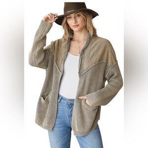 Pilcro Anthropologie cropped sweater grey size XXS